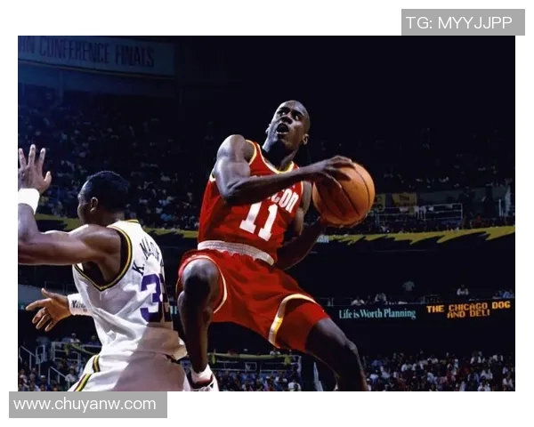 克劳利队与斯蒂文尼奇队激战正酣谁能在这场较量中脱颖而出